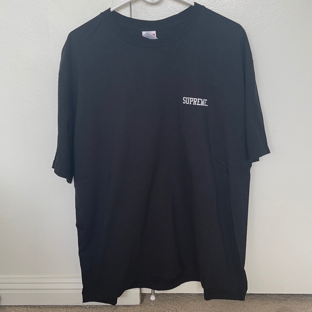 Supreme Men’s Black graphic Tee Shirt - XL